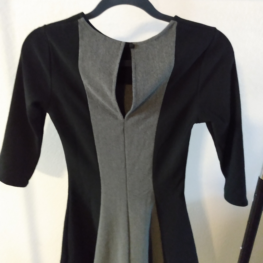 Dress - Picture 3 of 5
